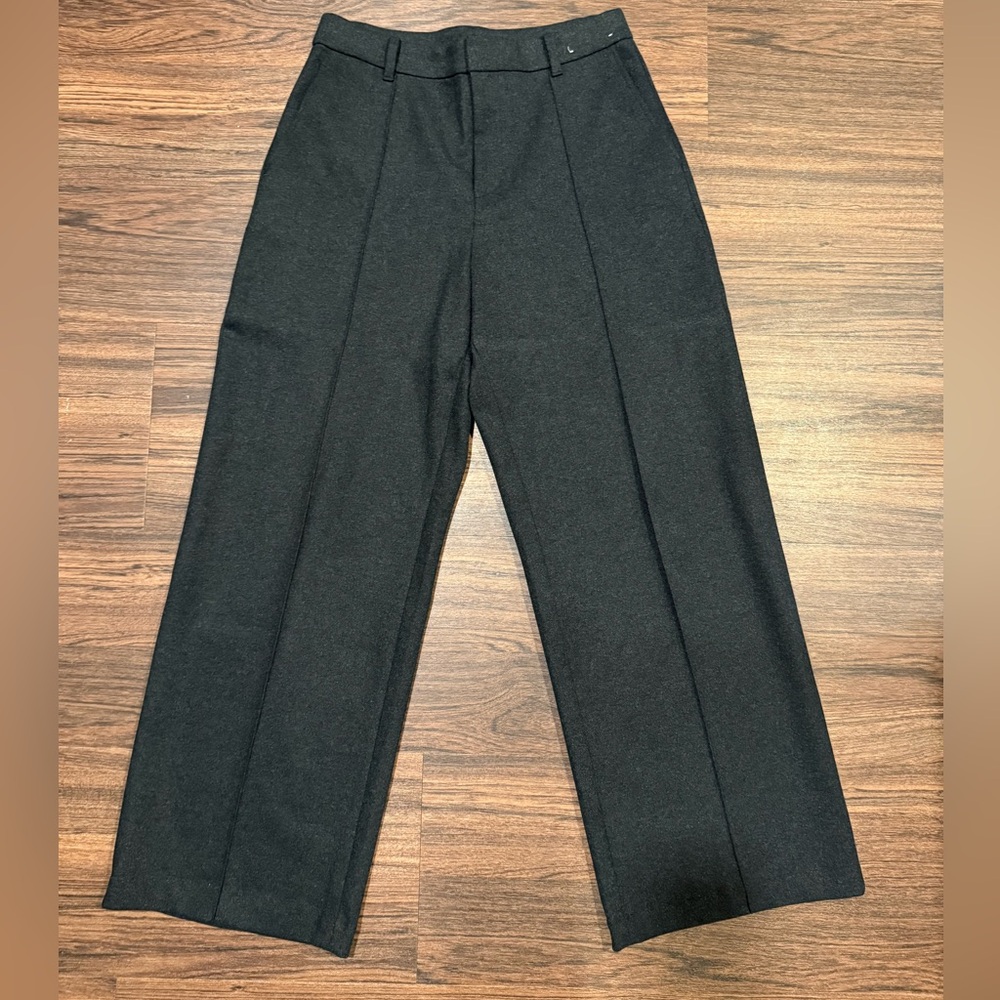 Uniqlo Brushed Jersey Wide Pant. Size Large.
